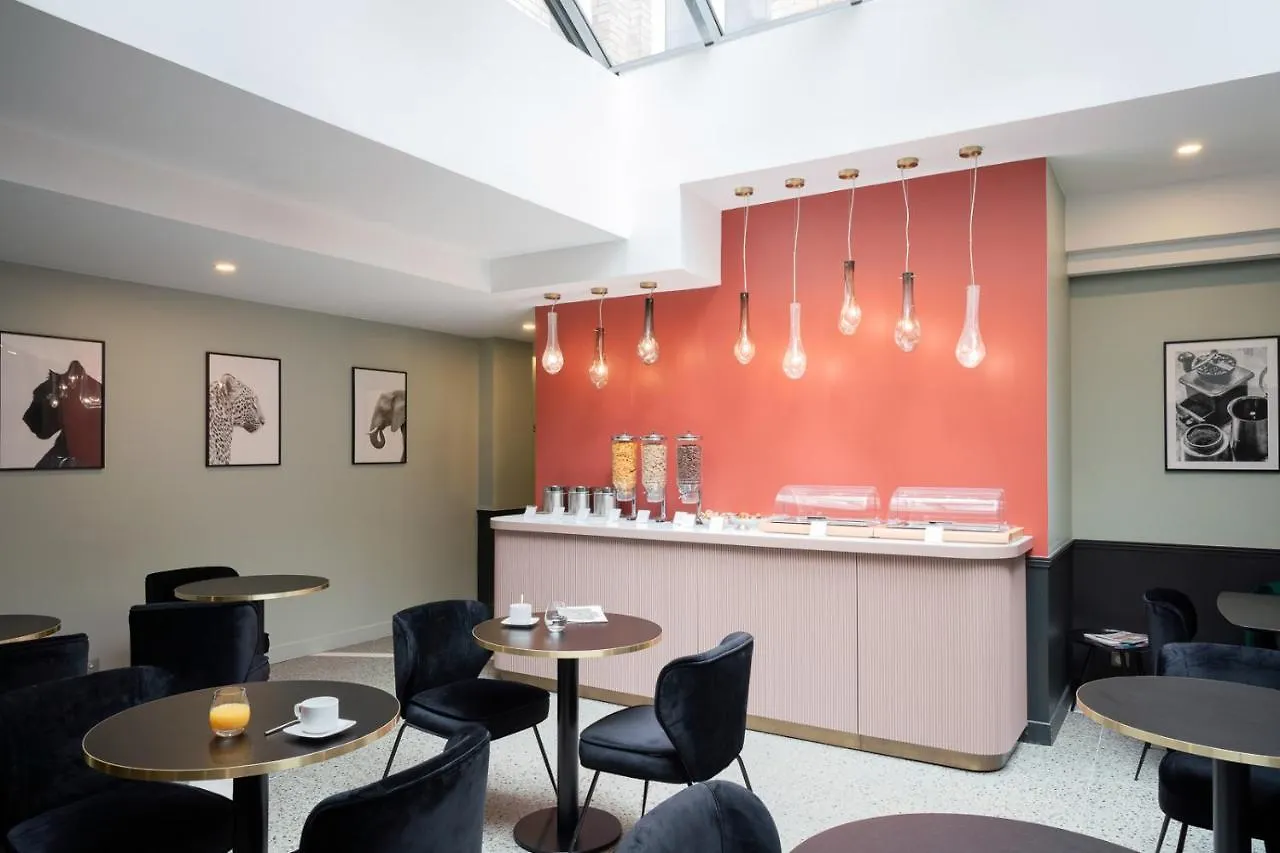 31 - Tour Eiffel Hotell 3*